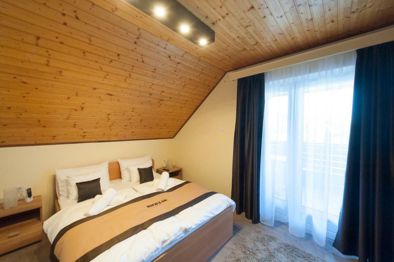 Bier-Lak Apartman House 71 Balatonlelle Exterior photo